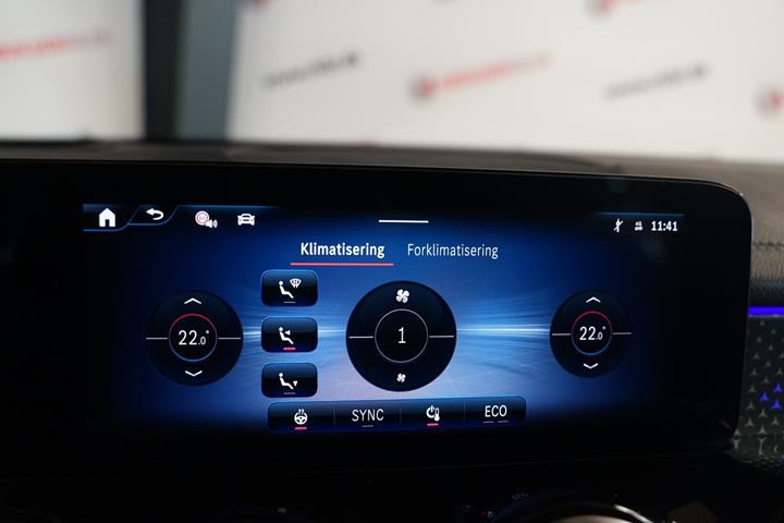 Grå Mercedes EQB250+ fra 2025