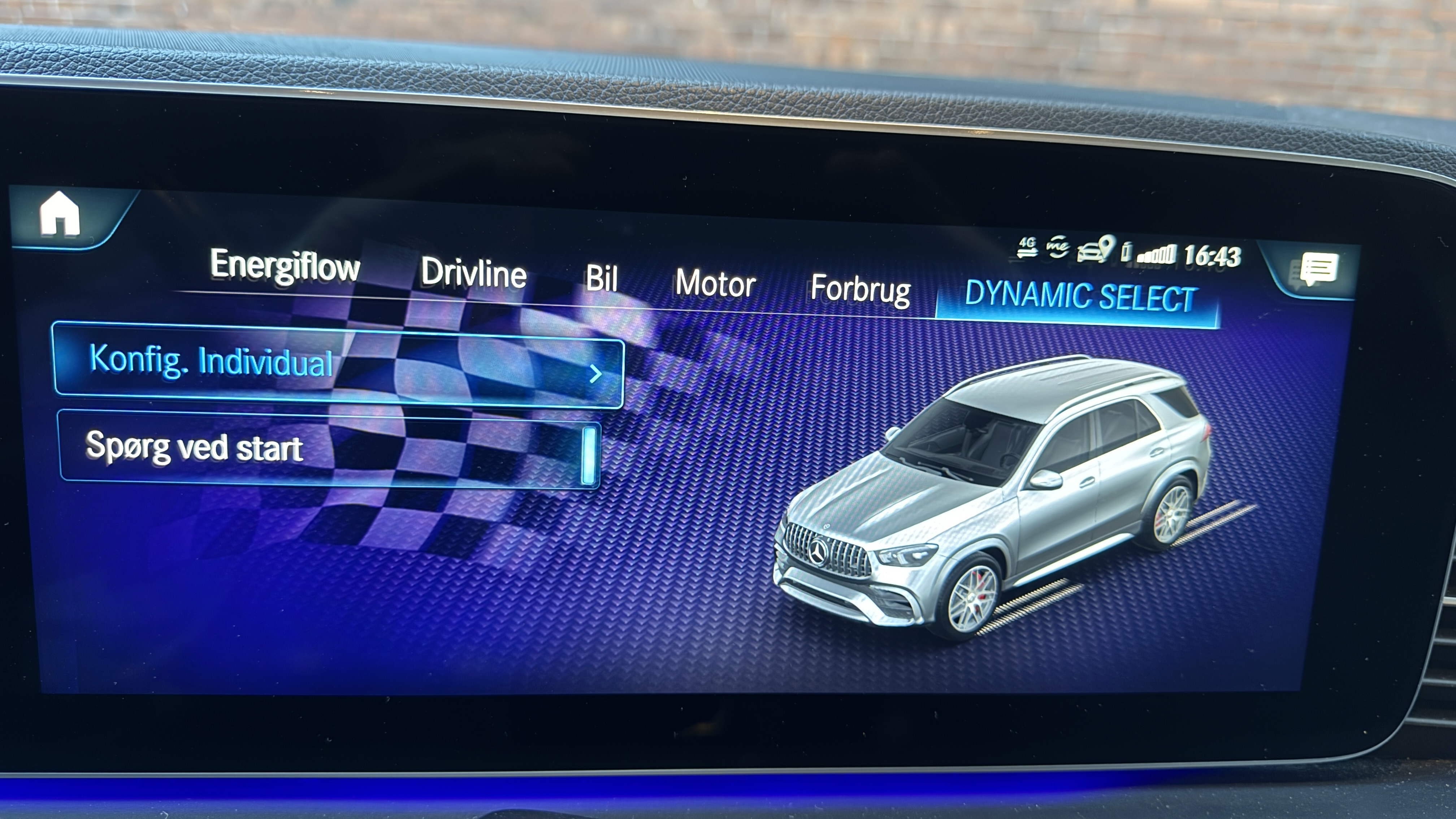 Sort Mercedes GLE fra 2020
