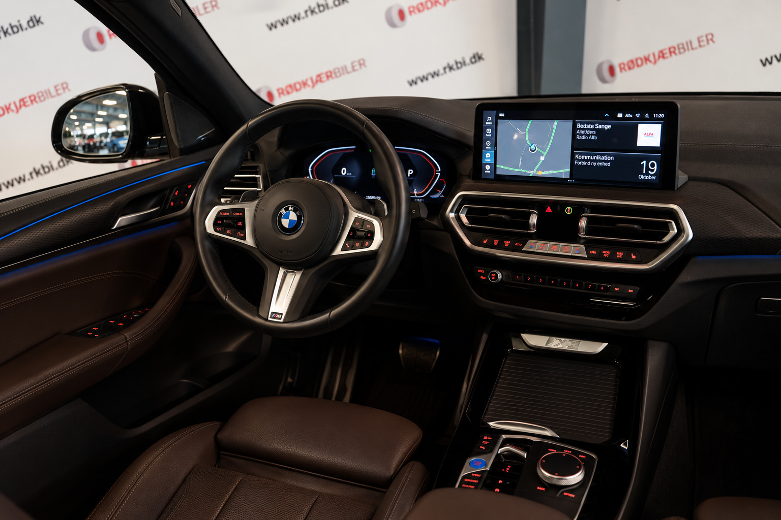 Sort BMW iX3 fra 2024