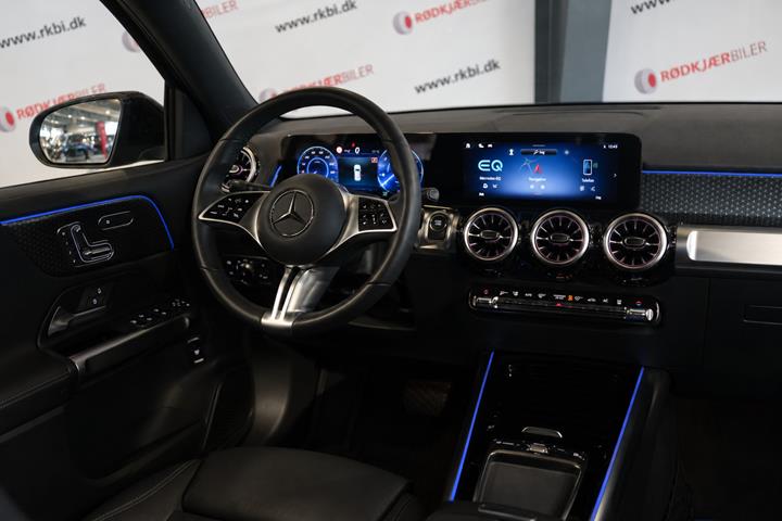Sort Mercedes EQB250+ fra 2025