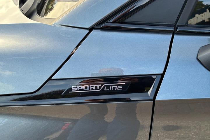 Sort Skoda Enyaq fra 2024
