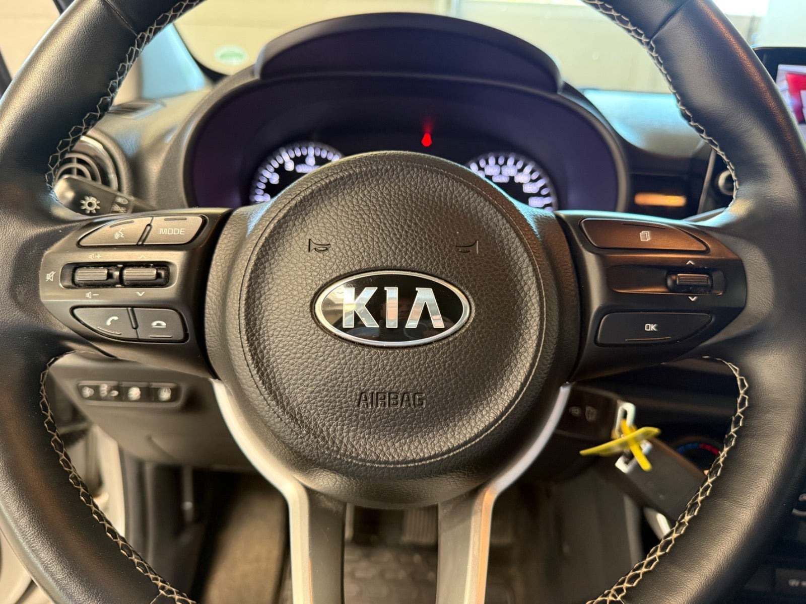 Sølv Kia Picanto fra 2021