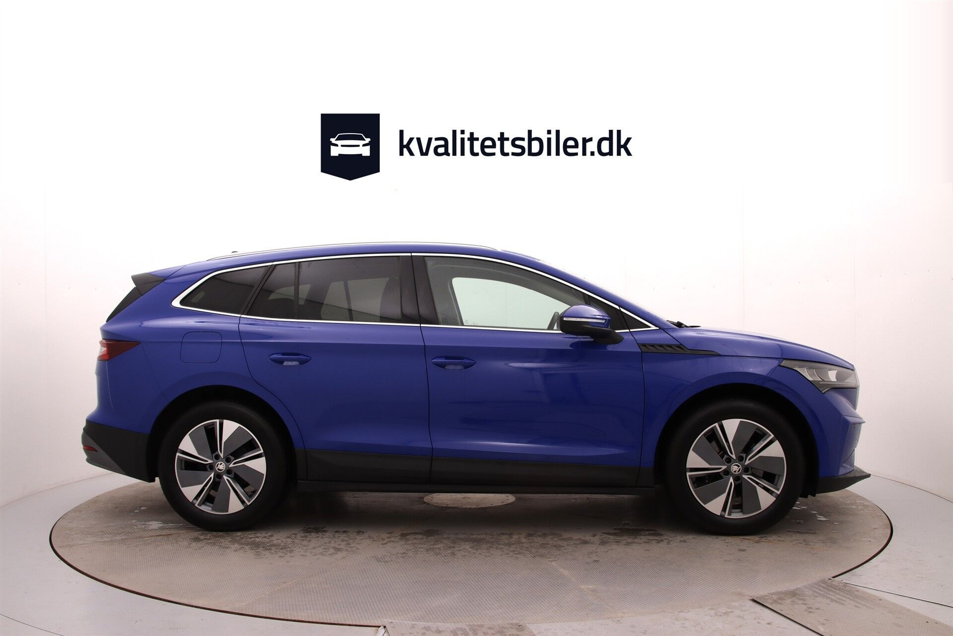 Blå Skoda Enyaq fra 2023