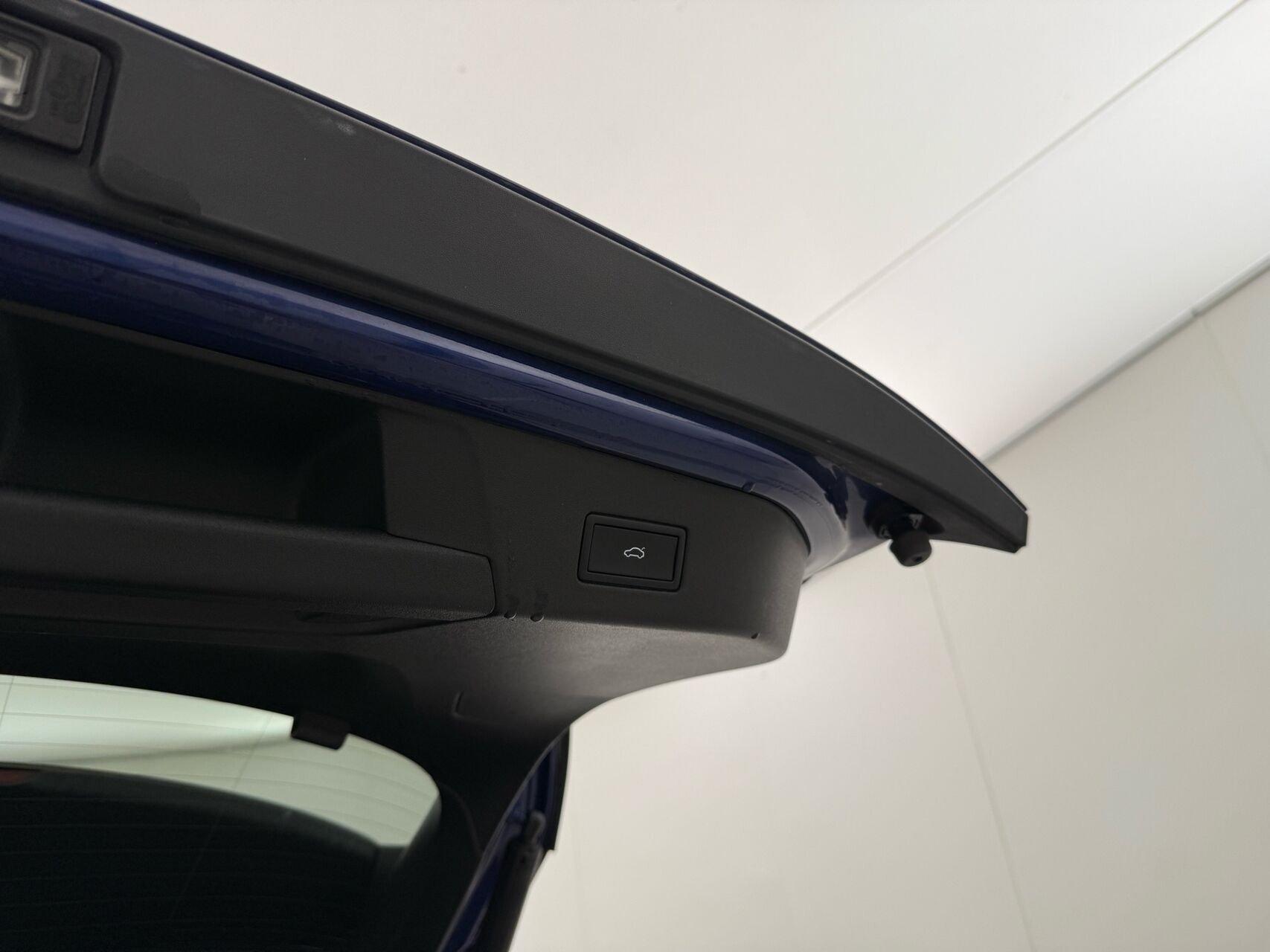 Blå VW ID.4 fra 2023