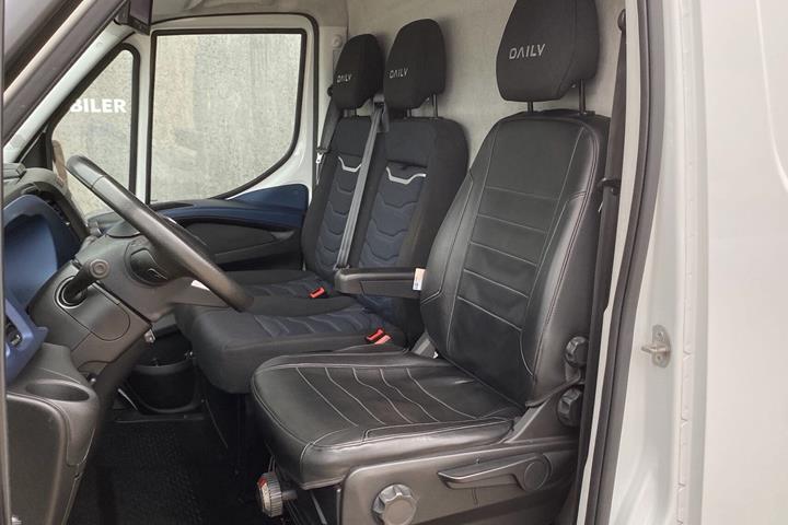 Hvid Iveco Daily fra 2021