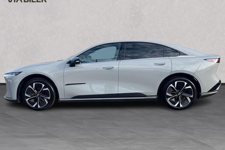 Grå Mazda 6e fra 2026