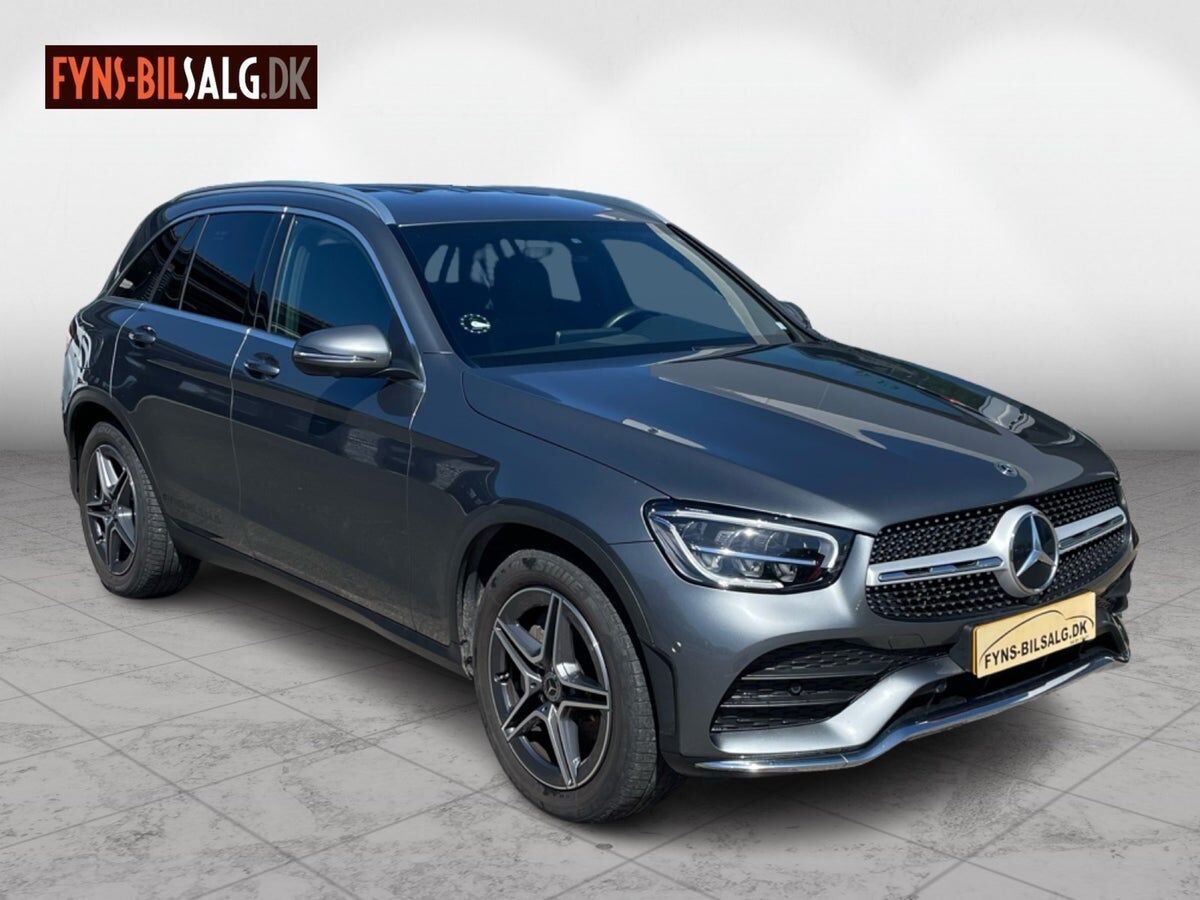 Sort Mercedes GLC300 d fra 2020