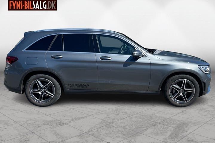 Sort Mercedes GLC300 d fra 2020