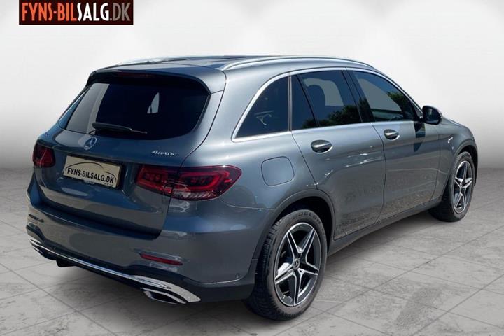 Sort Mercedes GLC300 d fra 2020