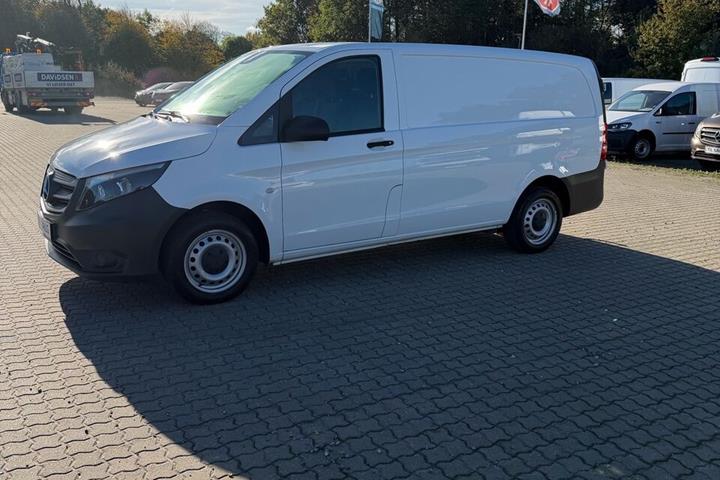 Hvid Mercedes Vito fra 2017
