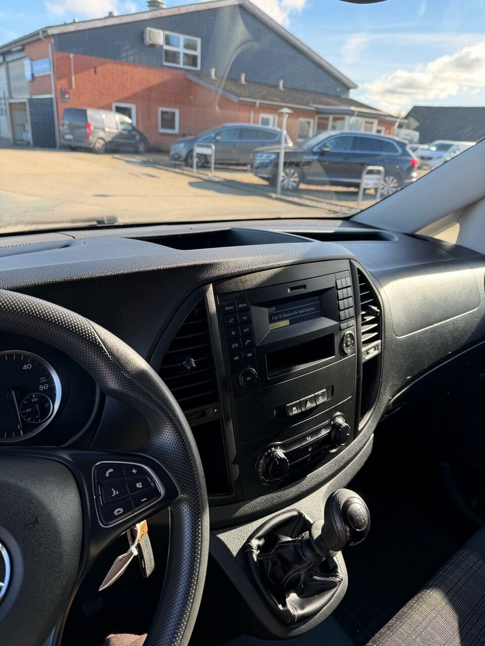 Hvid Mercedes Vito fra 2017