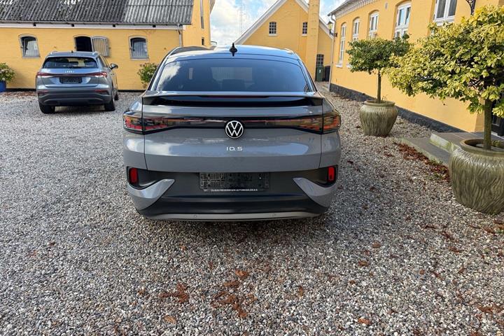 Grå VW ID.5 fra 2023