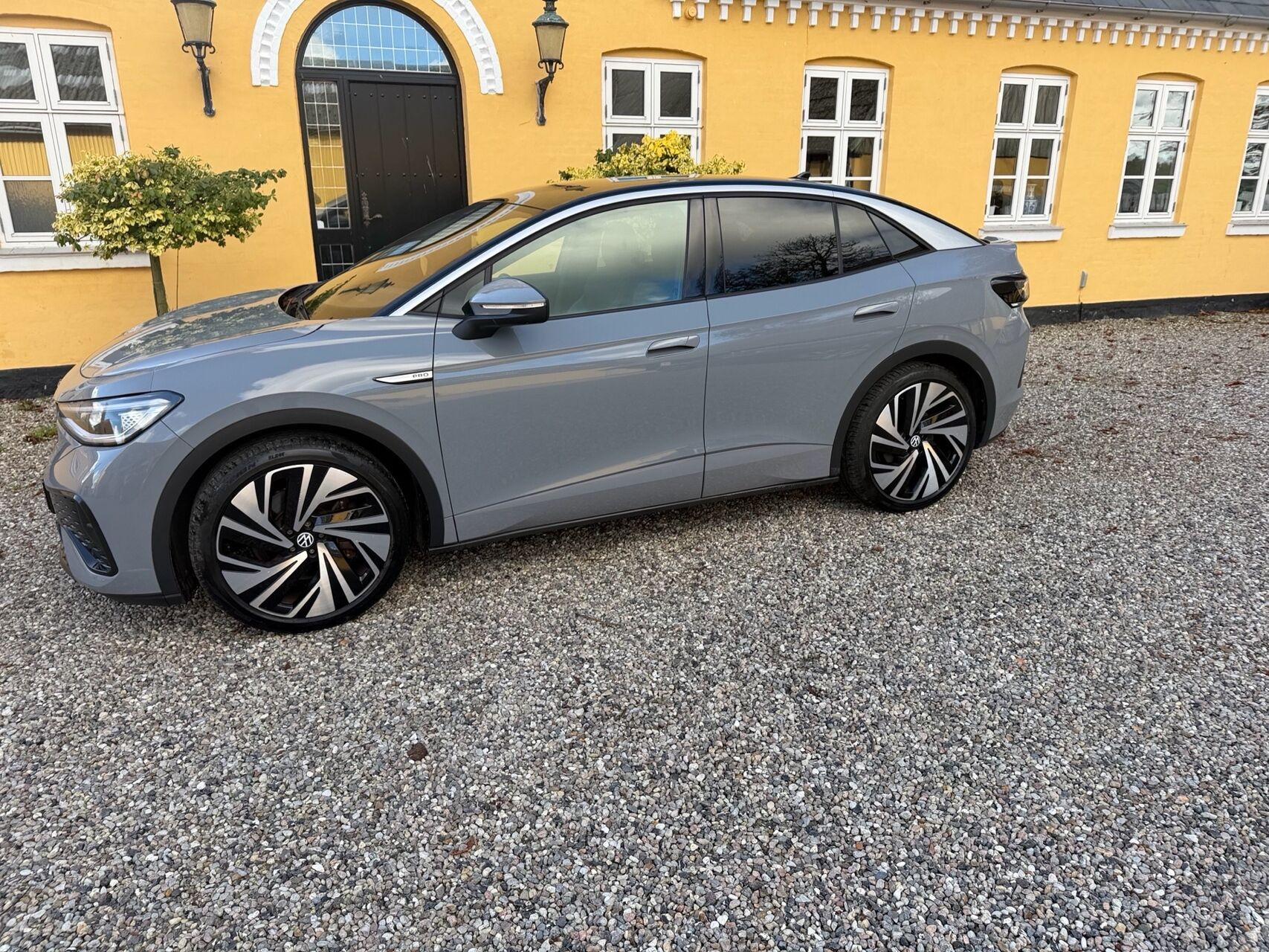 Grå VW ID.5 fra 2023