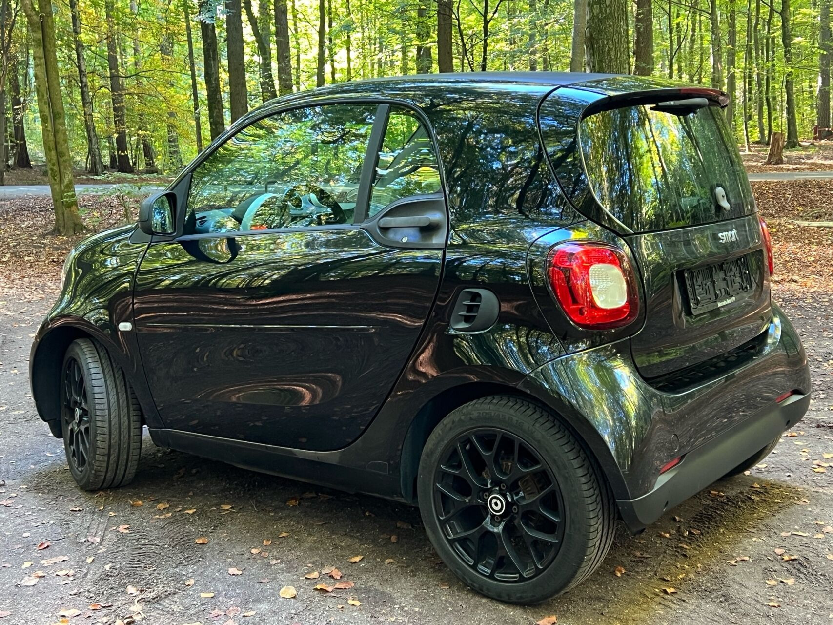 Sort Smart Fortwo fra 2015 set udefra