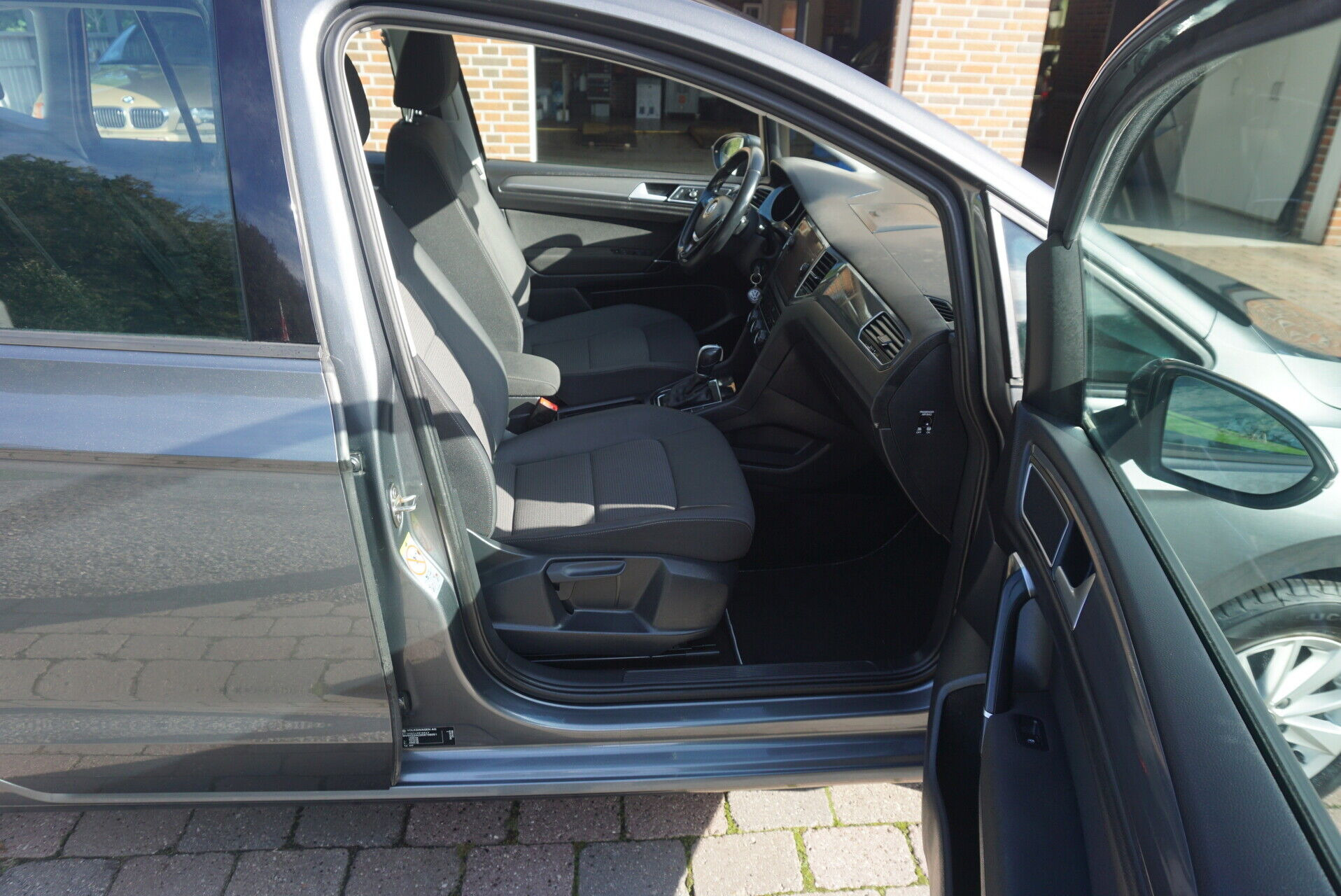Sort VW Golf Sportsvan fra 2019