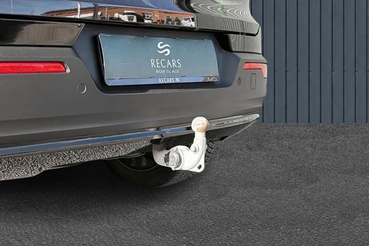 Sort Volvo XC40 fra 2023