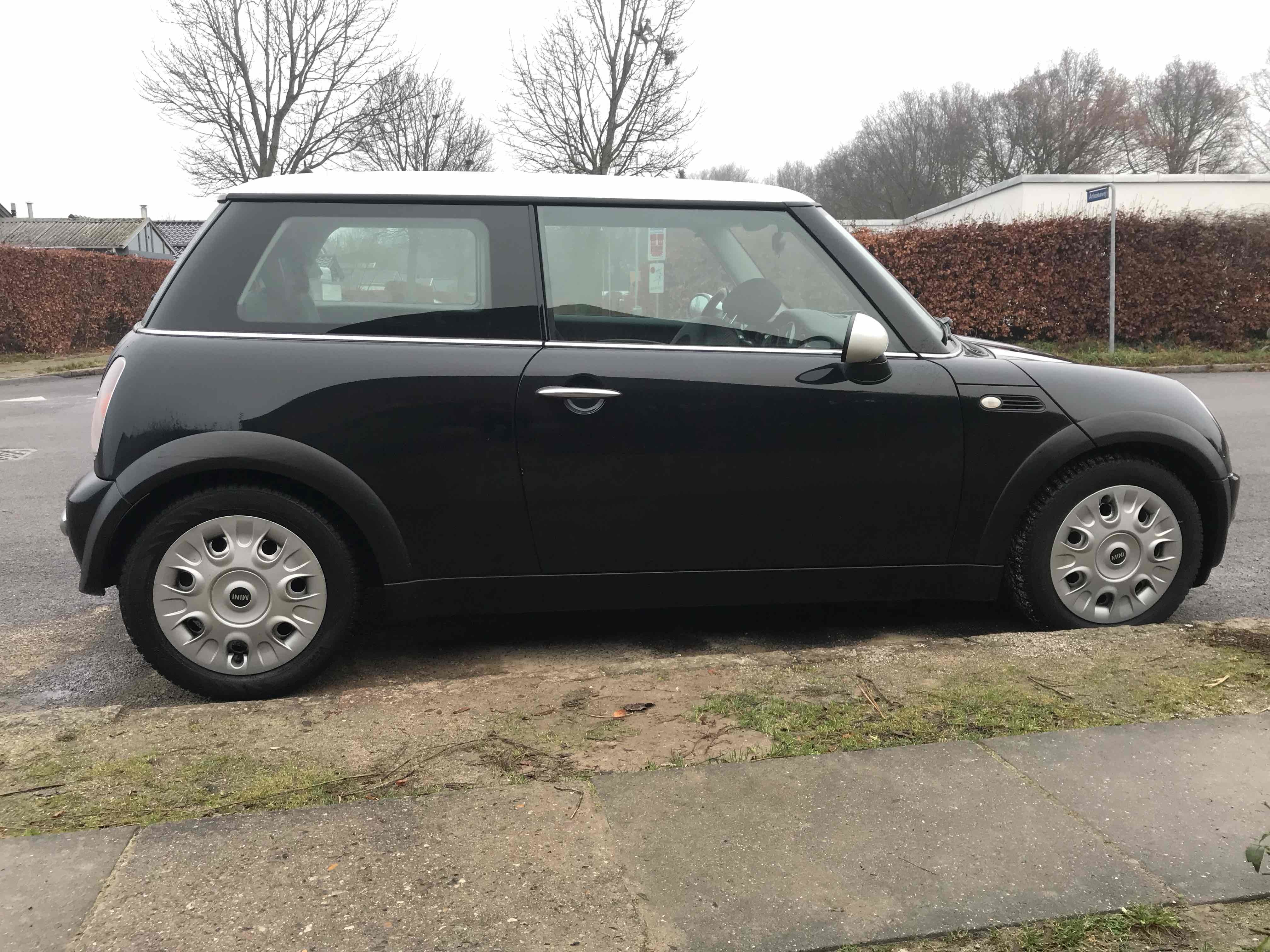 Sort Mini Cooper fra 2004