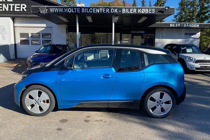 Blå BMW i3 fra 2018