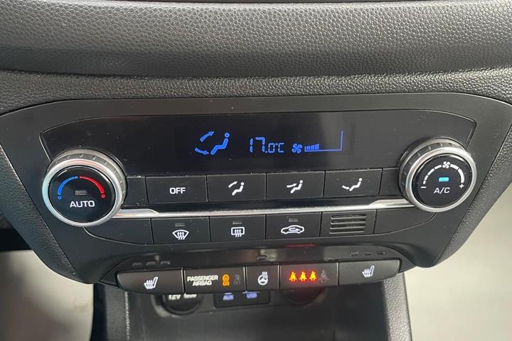 Grøn Hyundai i20 fra 2016