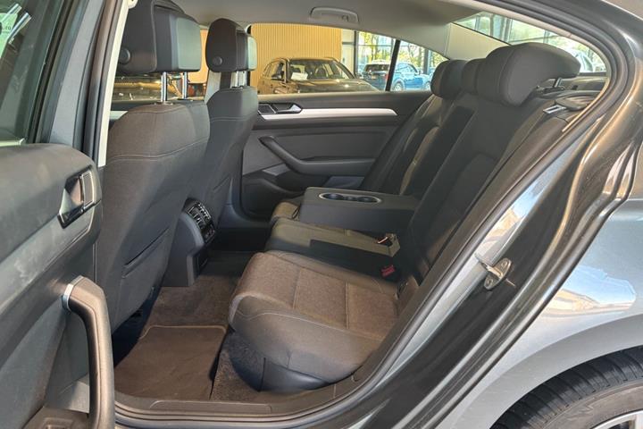 undefined VW Passat fra 2015