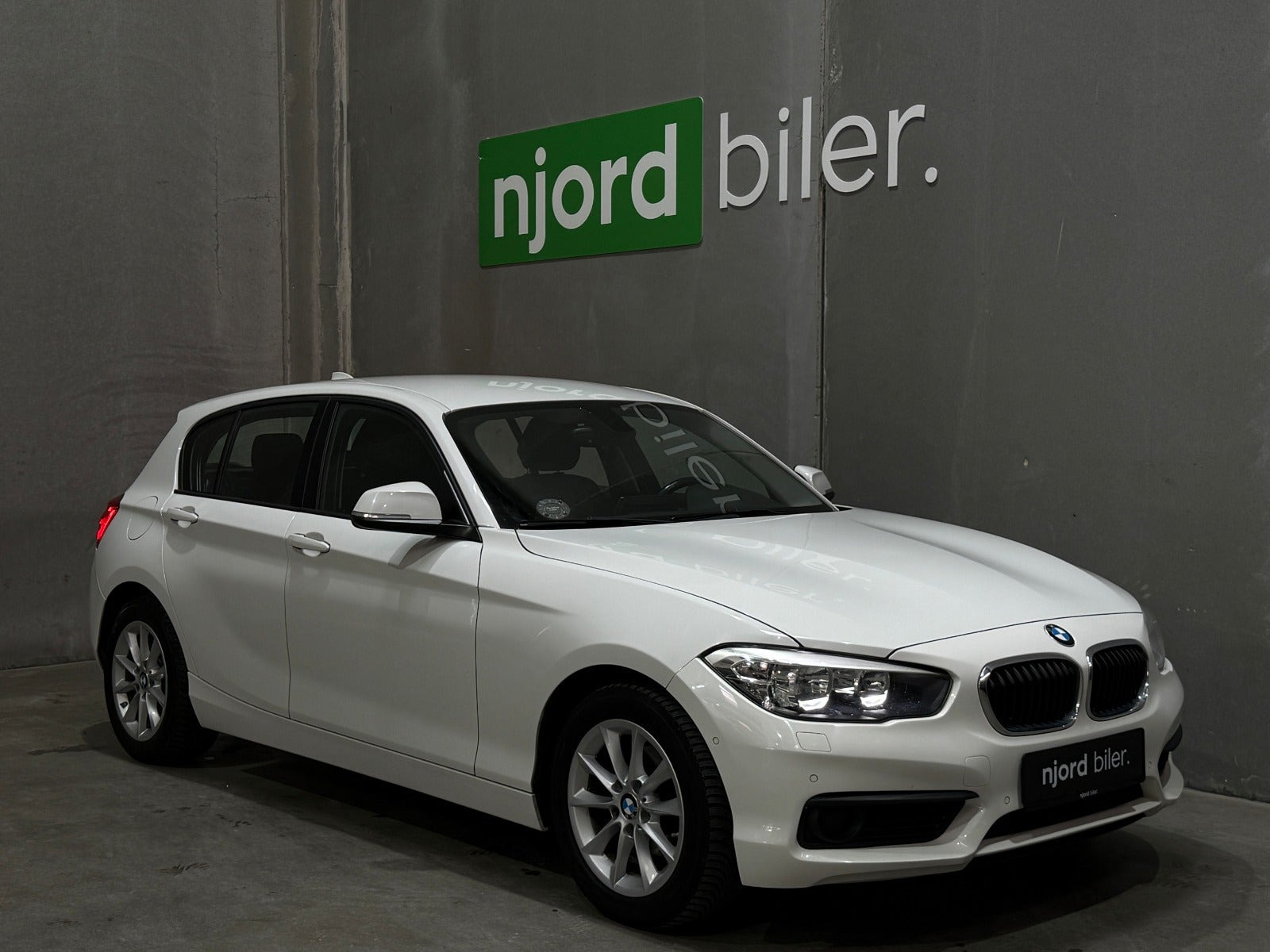 BMW 118i 1,5 Connected aut.