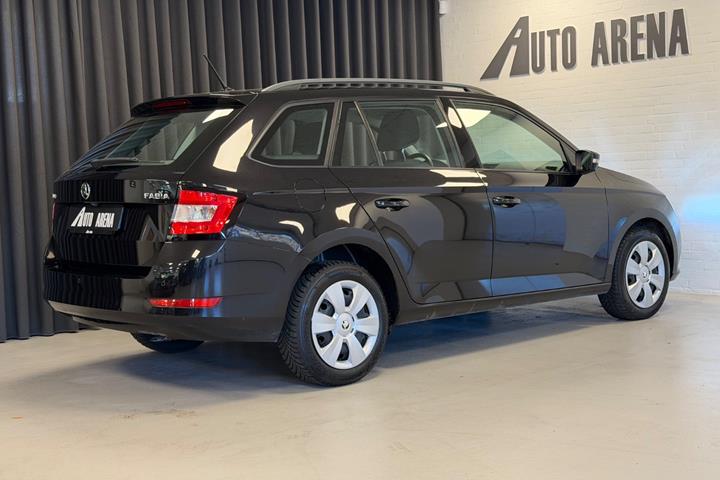 Sort Skoda Fabia fra 2019