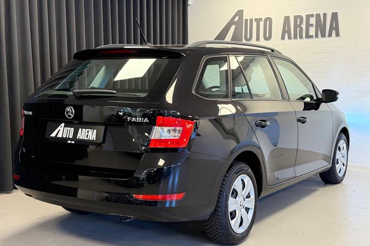 Sort Skoda Fabia fra 2019