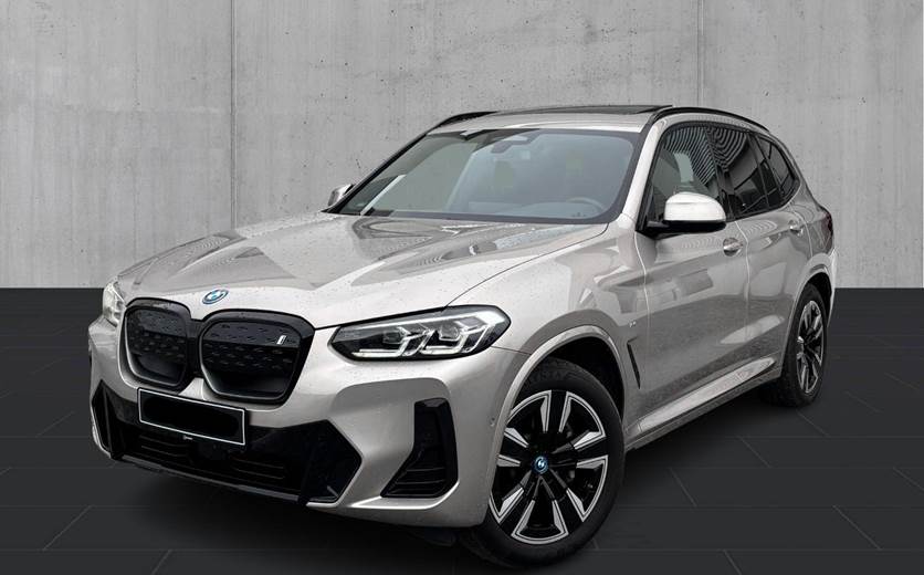 BMW iX3 Charged M-Sport