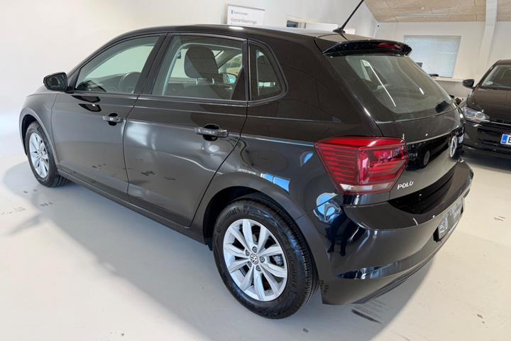 Sort VW Polo fra 2018