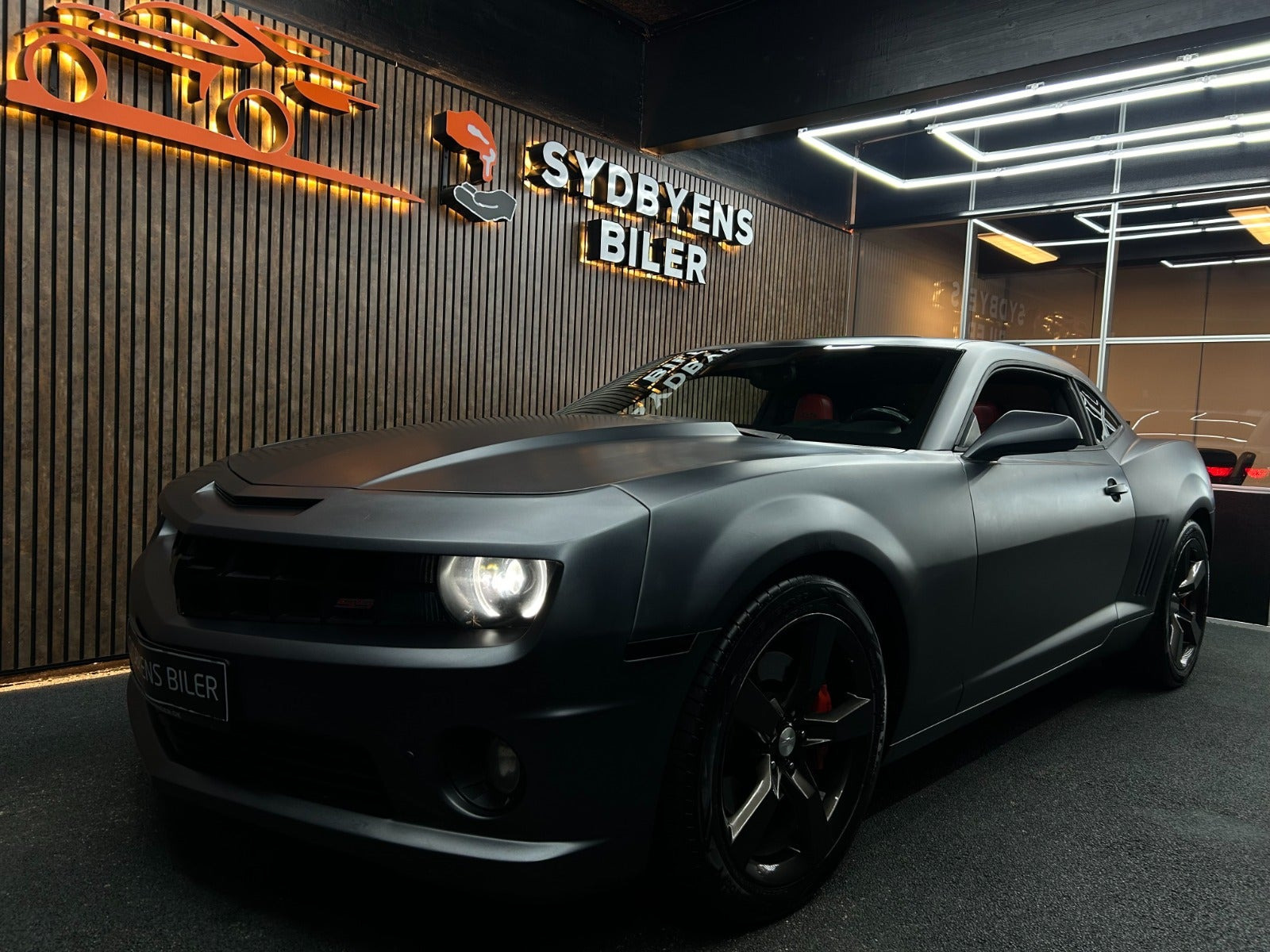 Sort Chevrolet Camaro fra 2010