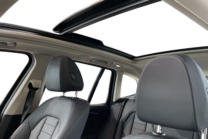 Hvid BMW iX3 fra 2021