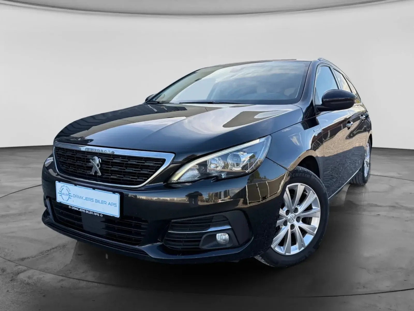 Peugeot 308 1,5 BlueHDi 130 Infinity Sky SW