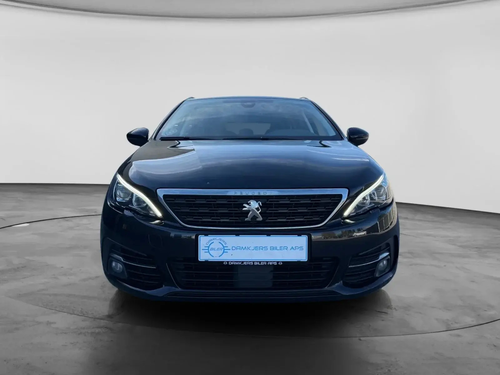 Sort Peugeot 308 fra 2020