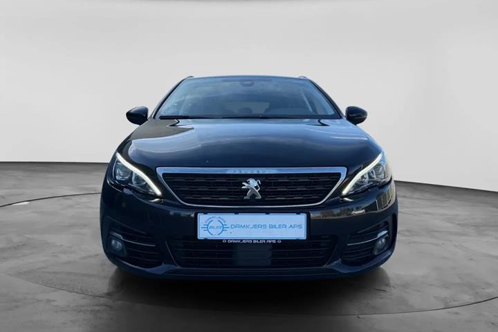 Sort Peugeot 308 fra 2020