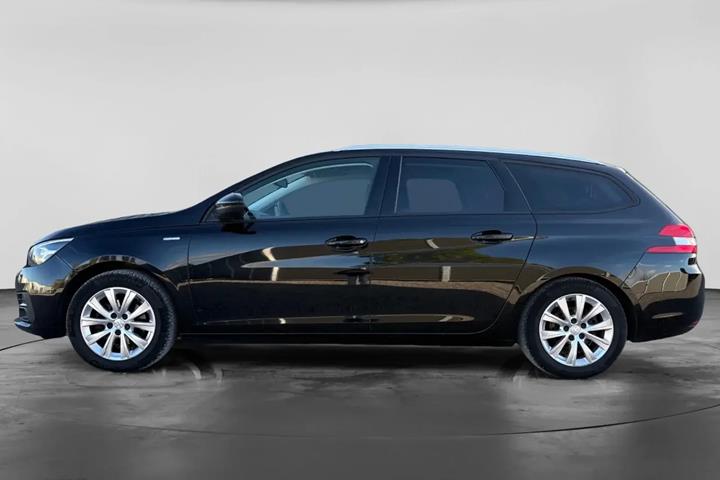 Sort Peugeot 308 fra 2020