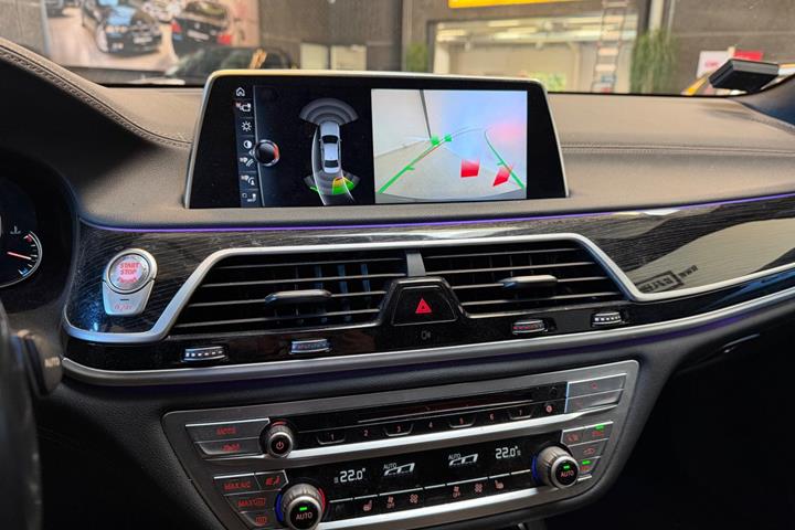 undefined BMW 730d fra 2017
