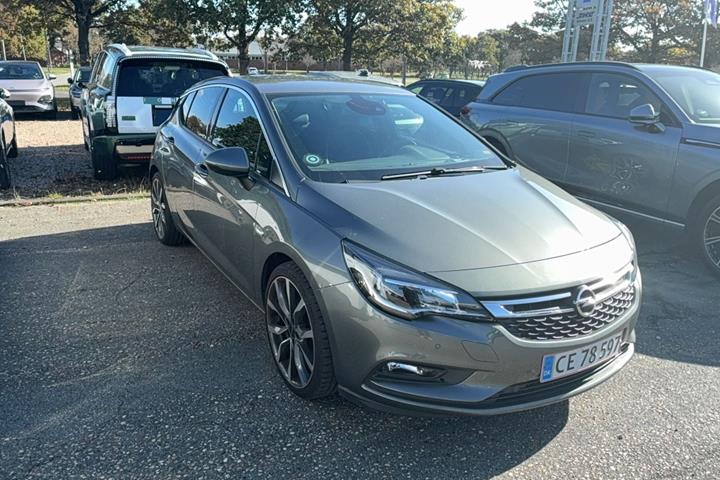 undefined Opel Astra fra 2017
