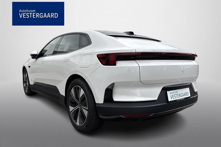 Hvid Polestar 4 fra 2026