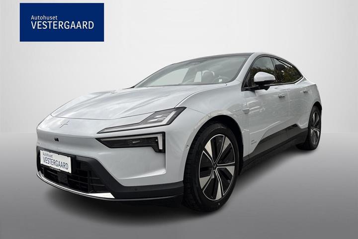 Hvid Polestar 4 fra 2026