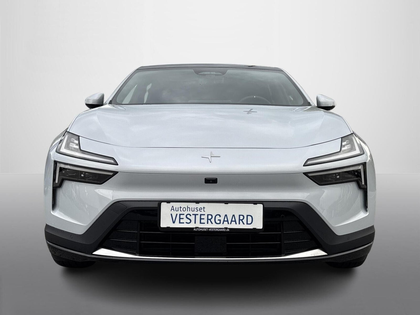 Hvid Polestar 4 fra 2026