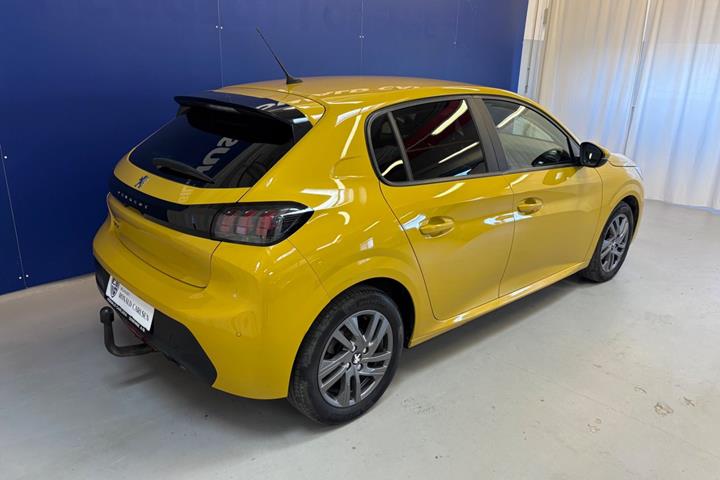 Gul Peugeot 208 fra 2021