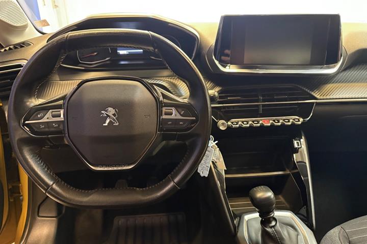 Gul Peugeot 208 fra 2021