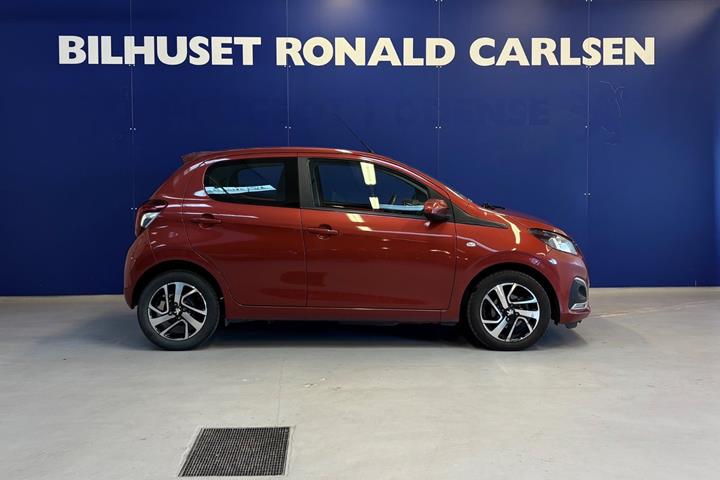 Rød Peugeot 108 fra 2021