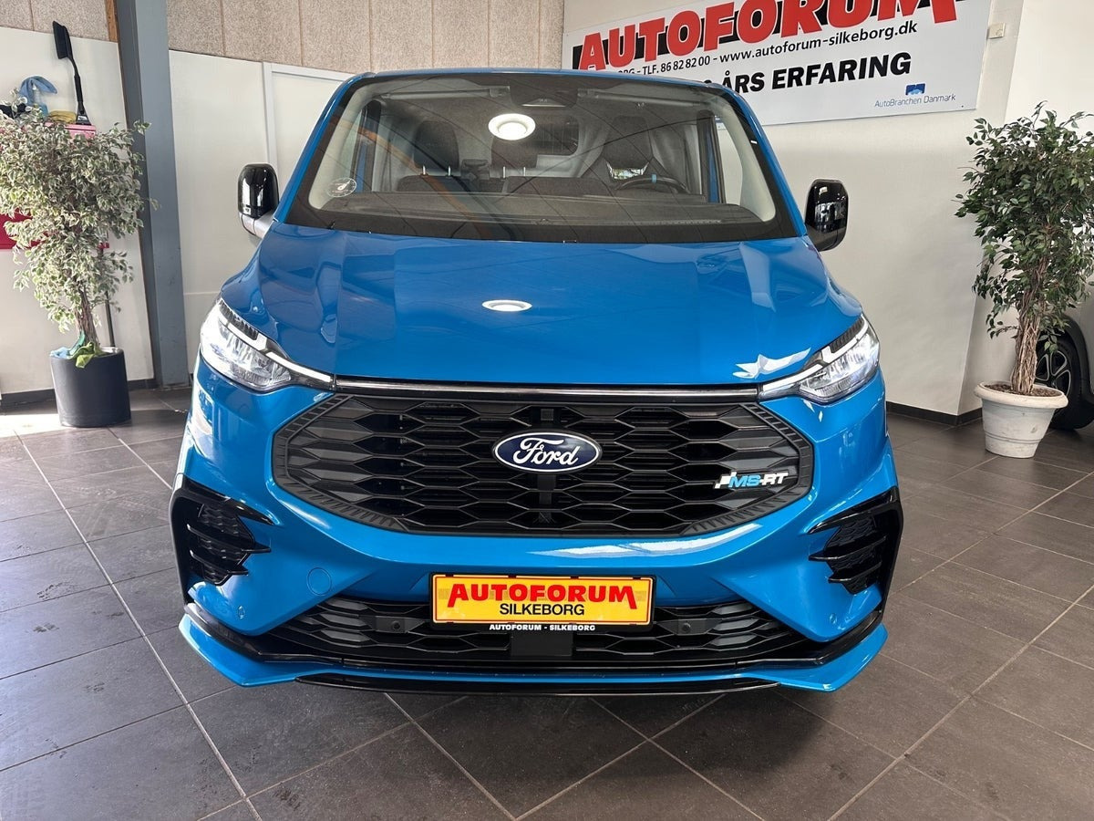 Blå Ford Transit Custom 300 L2 fra 2025