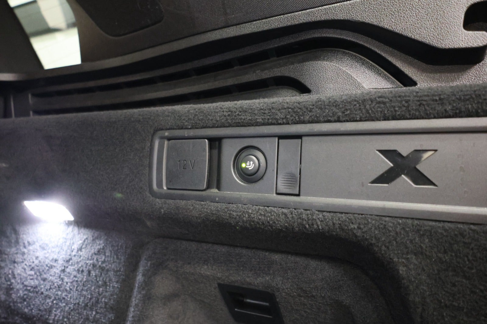 Sort BMW X5 fra 2023