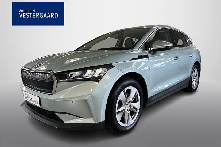 Blå Skoda Enyaq fra 2023