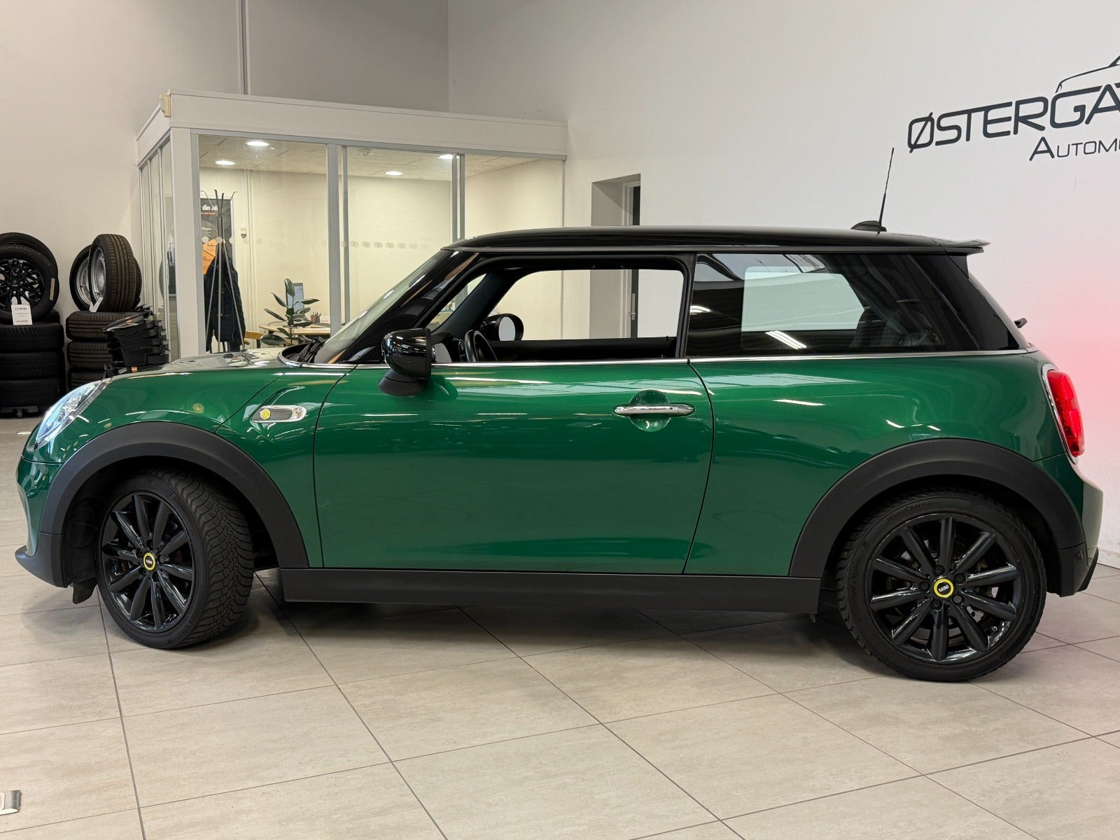 Grøn Mini Cooper SE fra 2020