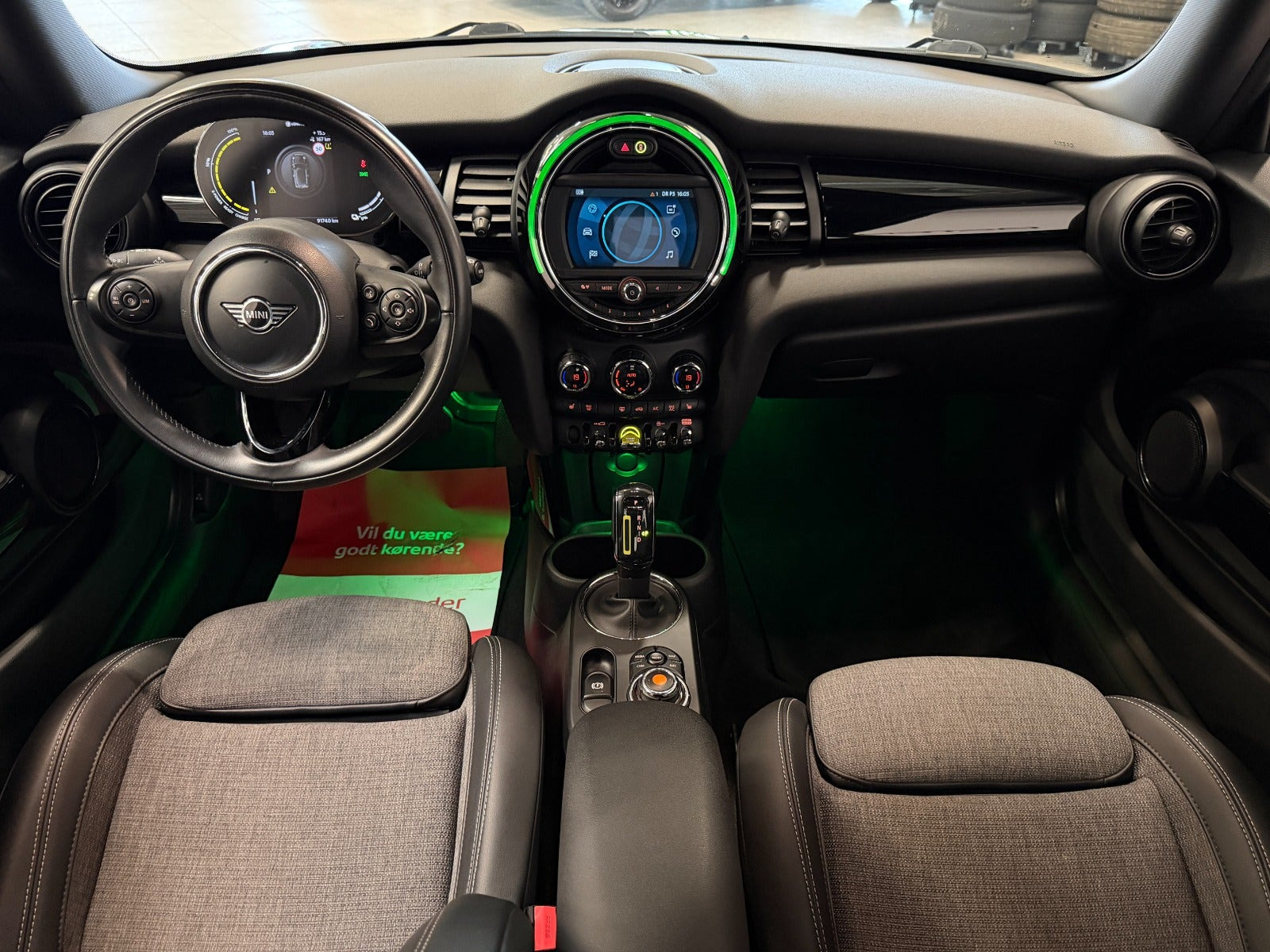 Grøn Mini Cooper SE fra 2020