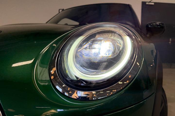 Grøn Mini Cooper SE fra 2020