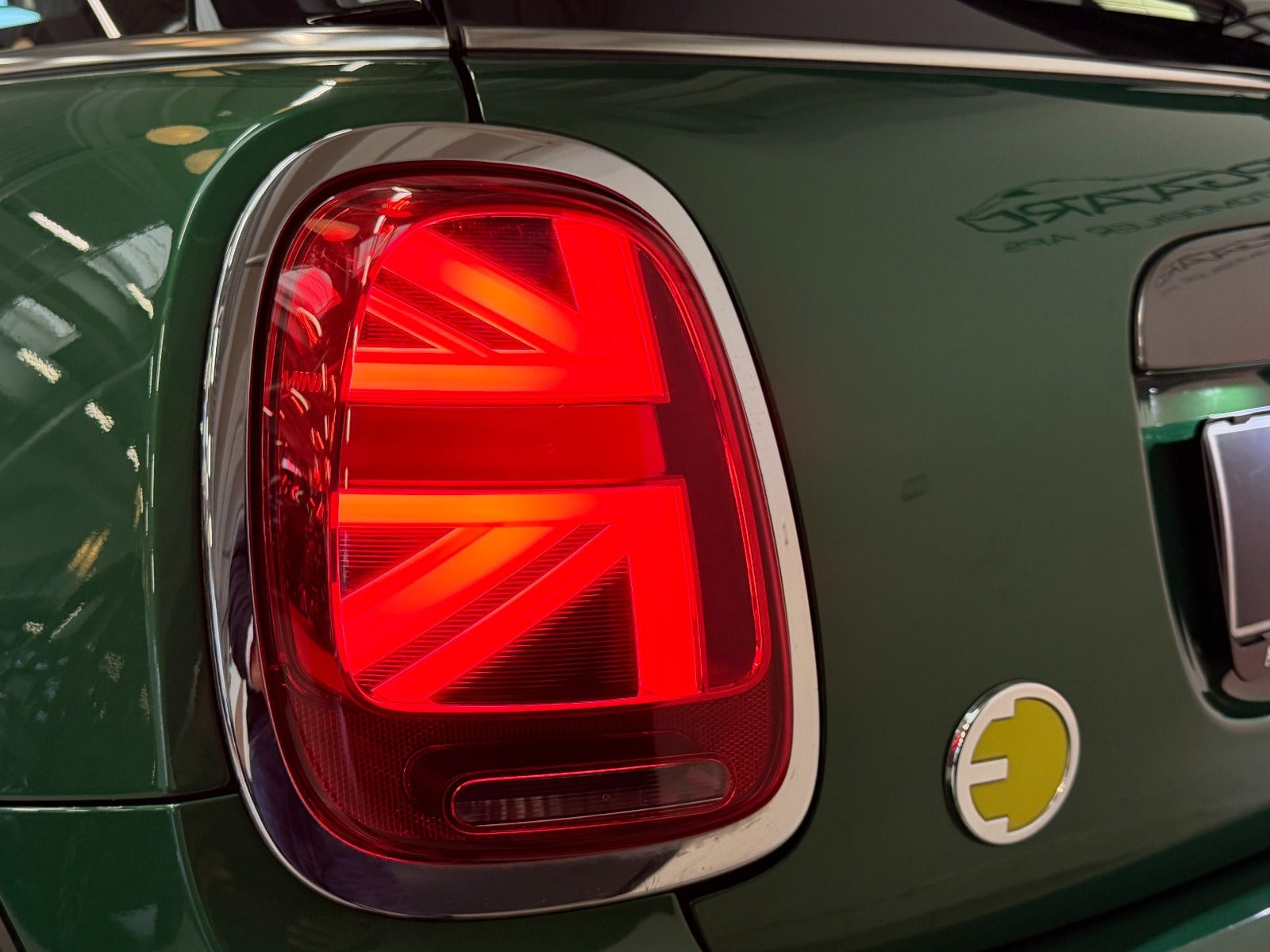 Grøn Mini Cooper SE fra 2020